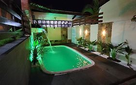 Loft completo com area de lazer piscina e churrsqueira